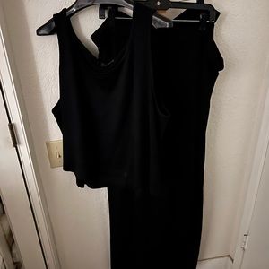 St John Santana knitt shell and two pants.